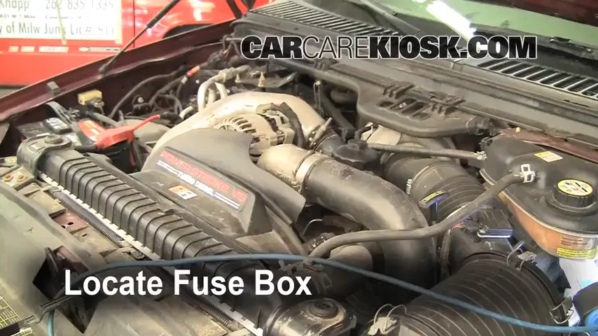 2005 Ford F-250 Super Duty XLT 6.0L V8 Turbo Diesel Crew Cab Pickup (4 Door) Fuse (Engine) Check